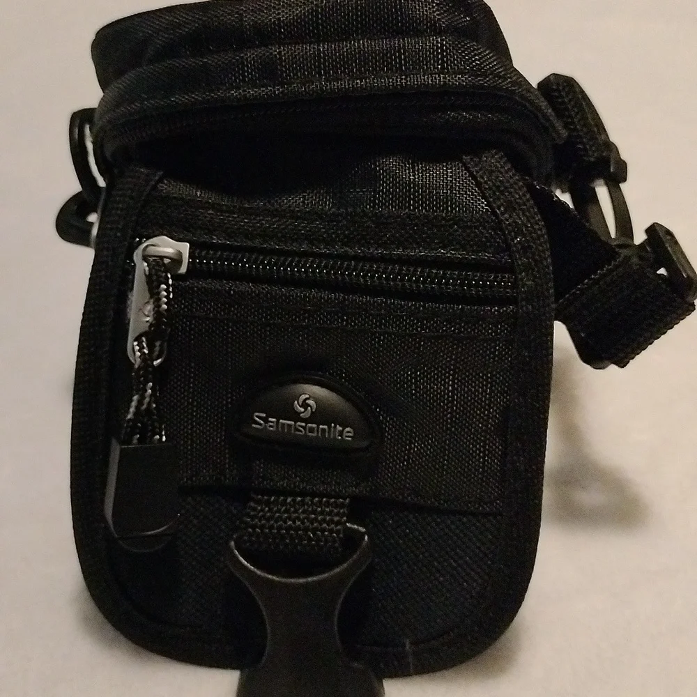 Samsonite small Camara bag
